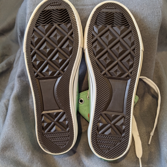 Rip N Dip Frida Kahlo Sneakers - Picture 5 of 6